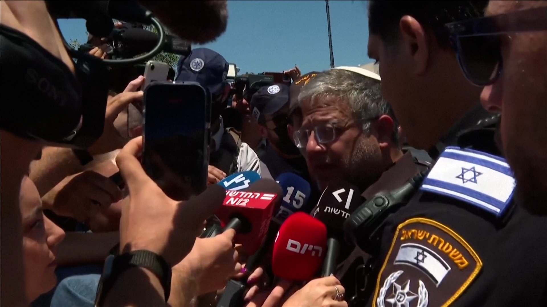 Israeli politician Ben-Gvir commends police response to central Israel shooting incident
