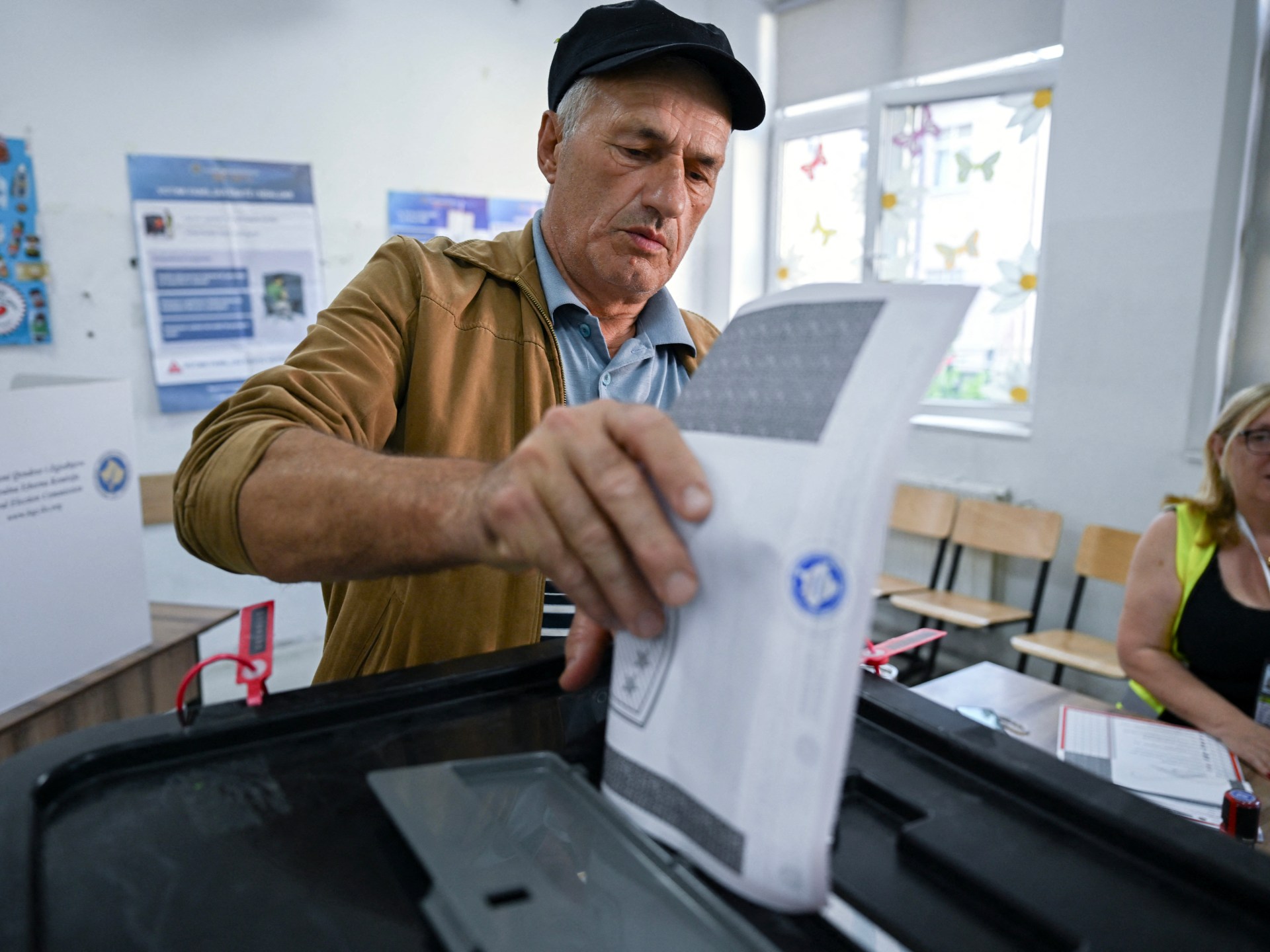 Kosovo holds repeat vote in bid for EU and NATO membership