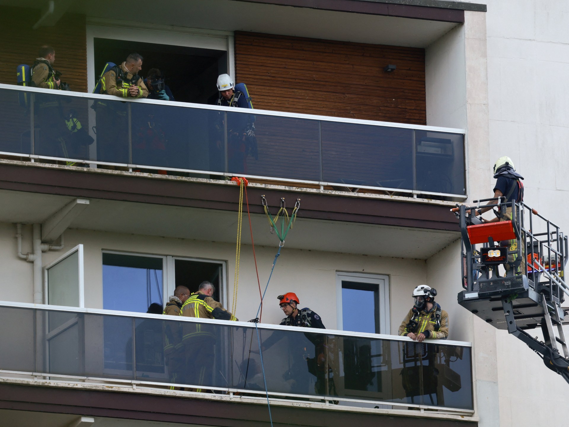 Multiple fatalities reported in fire at Antwerp apartment complex