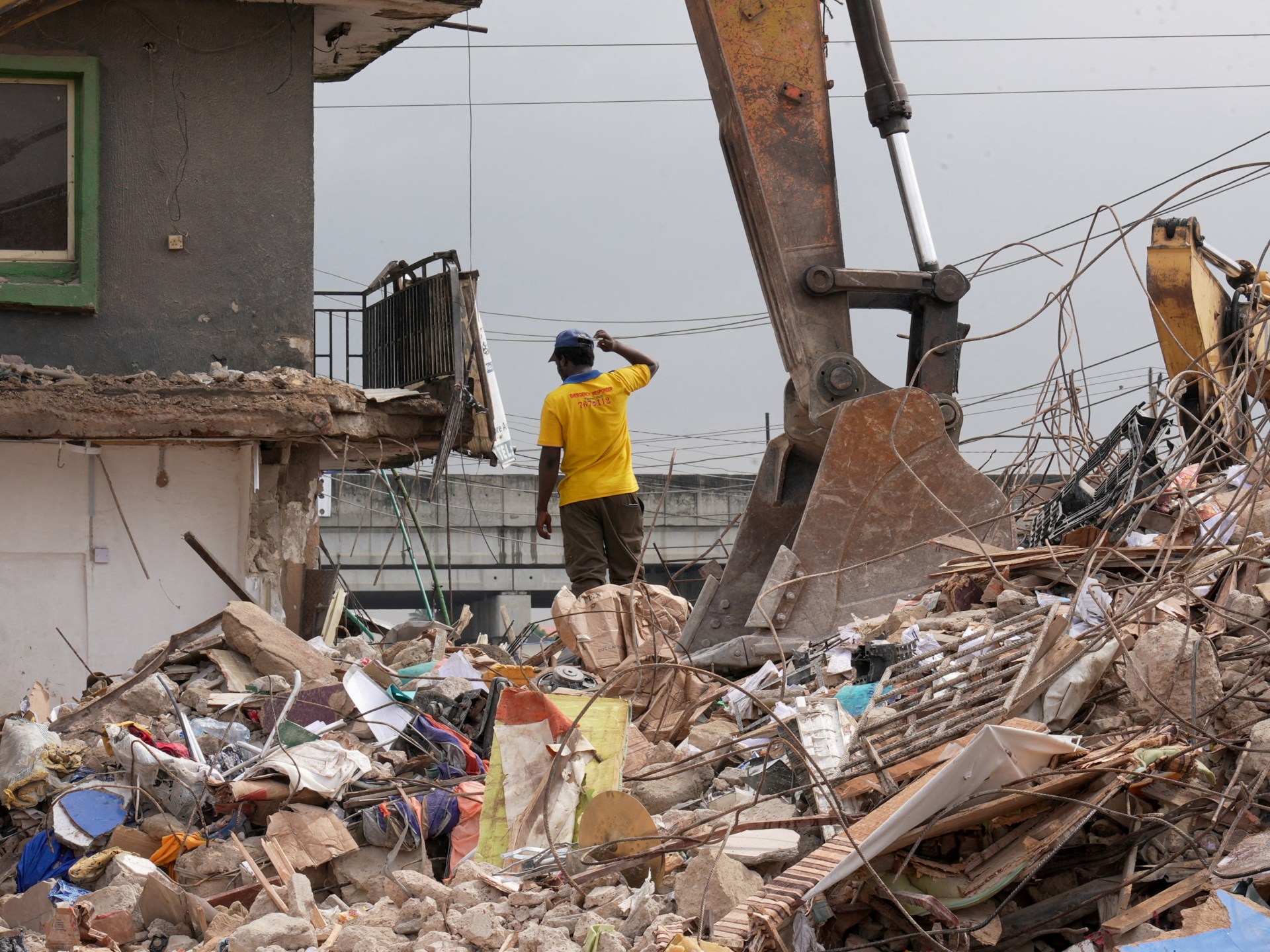 Nine people killed in Lagos building collapse incident