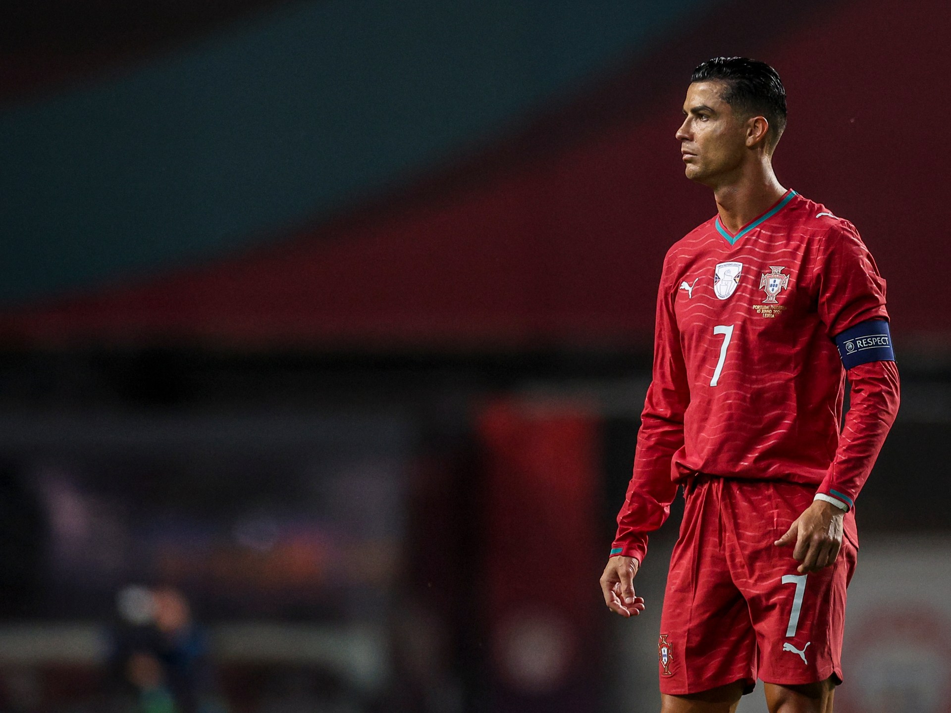 Portugals Coach Conceicao Suggests No Pressure on Players to Pass to Ronaldo