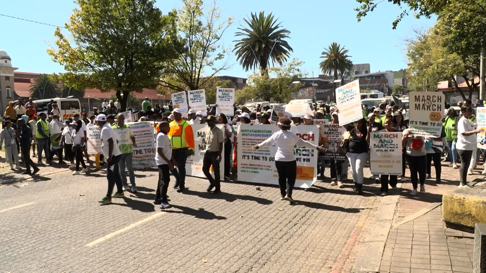 South African authorities face growing unrest over migrant population