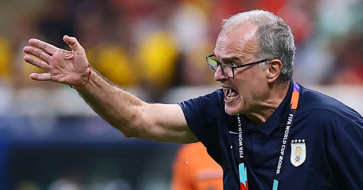 Toxic Bielsa leaves ‘nothing good’ behind as Uruguay suffer World Cup shock