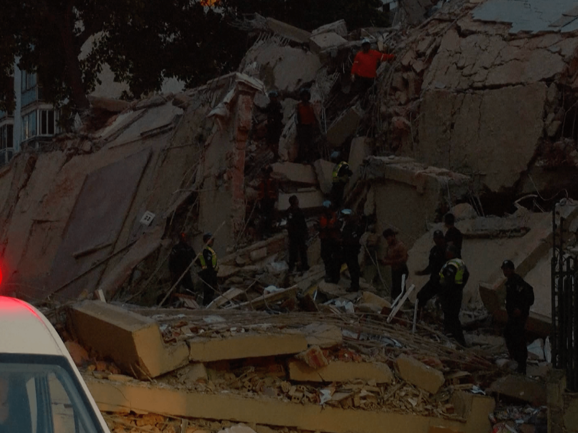 Twin Earthquakes Cause Devastation Across Venezuela, Thousands Feared Dead