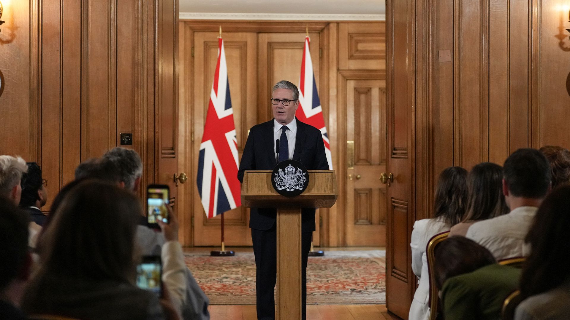 UK to impose social media restrictions on minors nationwide