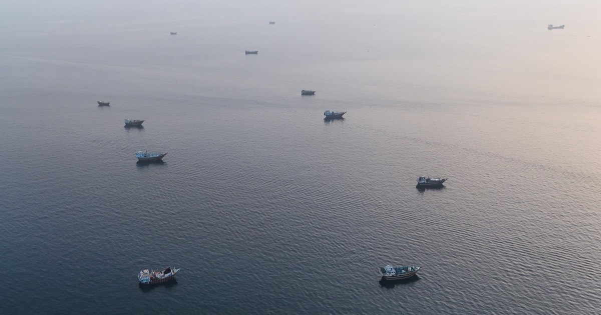 US and Iran Strikes Threaten Reopening of Strait of Hormuz